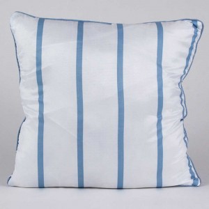 Cojín cuadrante Raya Nit celeste 55x55 - Funda + Relleno 2