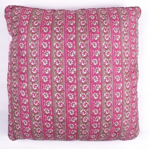 Cojín cuadrante Noa granate 55x55 - Funda + Relleno