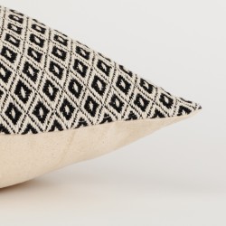 Cojín rectangular algodón 30x50 Rombito negro - funda + relleno
