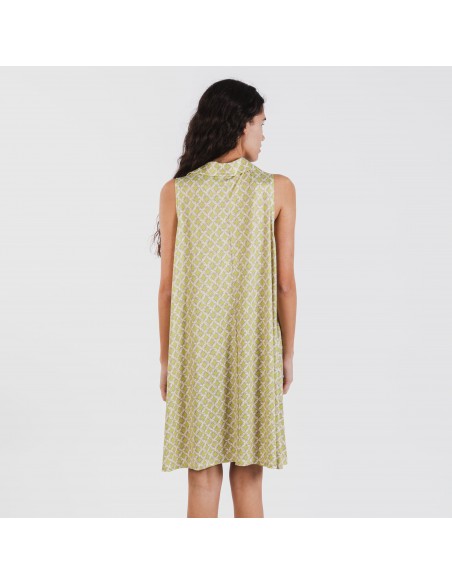 Vestido corto cuello y solapa soft Ohio verde lima