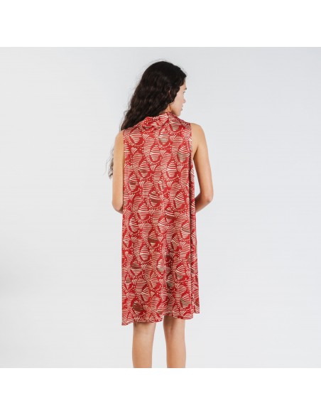 Vestido corto cuello y solapa soft Zumaia burdeos