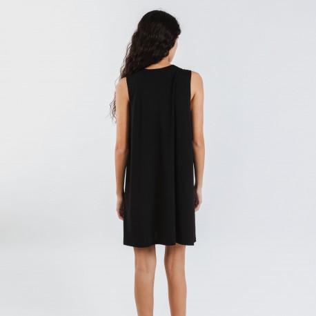 Vestido corto crepe liso