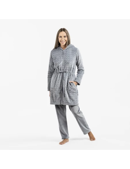 Bata terciopelo con gorro Devore lisa