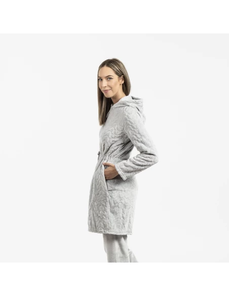 Bata terciopelo con gorro Devore lisa