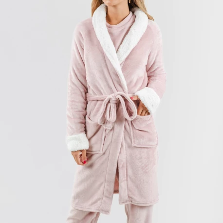 Bata terciopelo sherpa lisa