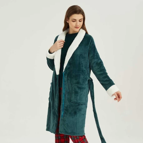 Bata terciopelo sherpa lisa