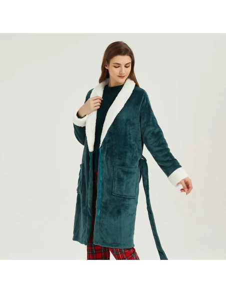 Bata terciopelo sherpa lisa