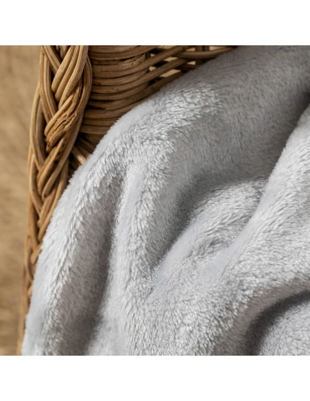 Manta terciopelo lisa