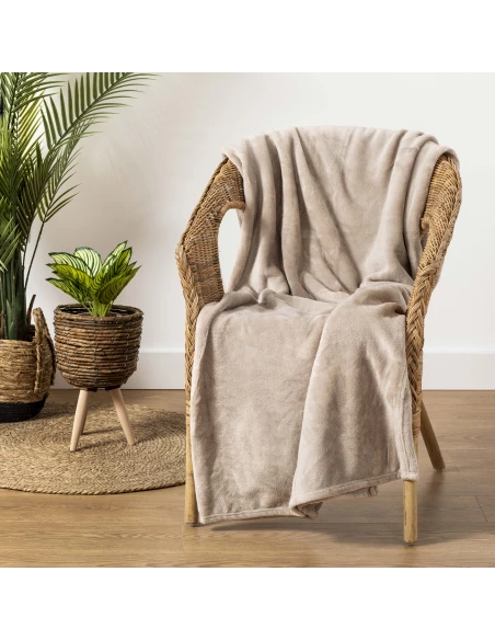 Manta terciopelo lisa