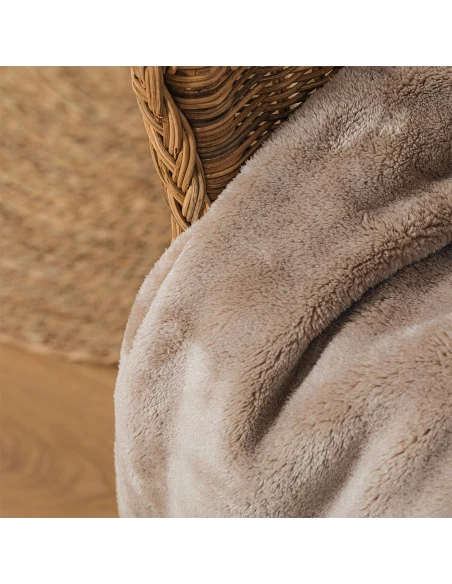 Manta terciopelo lisa 500gr