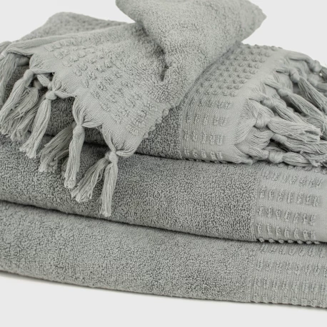 Toalla flecos lisa 550gr