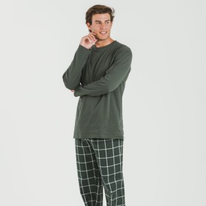 Pijama hombre franela Cuadro Andino verde caceria 2