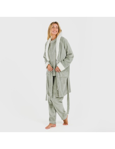 Bata terciopelo sherpa lisa