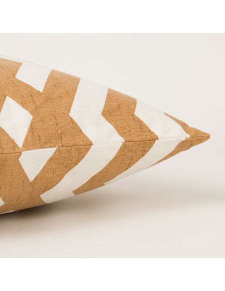 Cojín cuadrante antimanchas Nela liso 50x50 - funda + relleno