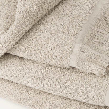 Toalla flecos rizo nido lisa 550gr