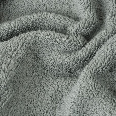 Toalla flecos lisa 550gr