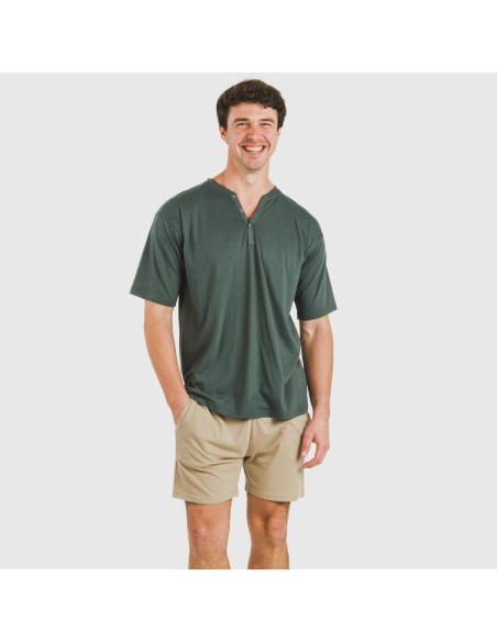 Pijama corto hombre con botones verde - arena