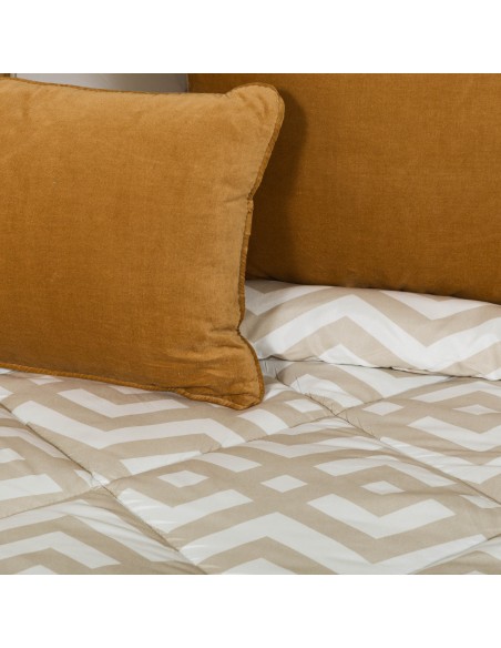 Edredón estampado Nela topo