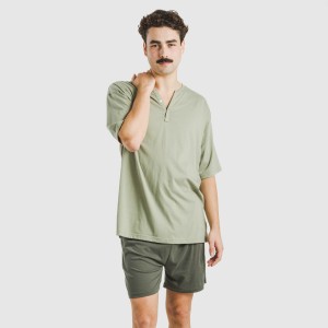 Pijama corto hombre con botones verde claro - verde oscuro 2