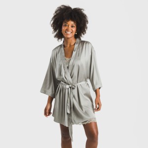 Bata corta mujer satén Friday liso