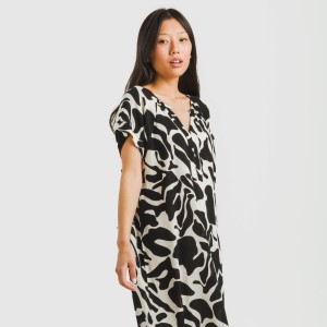 Vestido corto manga fluida viscosa bambula Teudis beige - negro 2