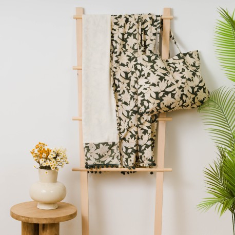 Pack Toalla Pareo + Bolso Charamo verde caceria