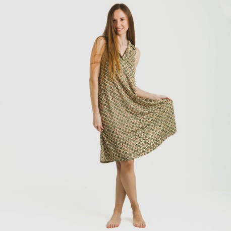 Vestido corto cuello y solapa soft Alhambra verde