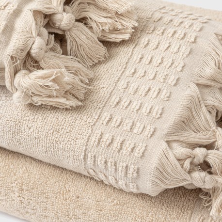 Toalla flecos lisa 550gr