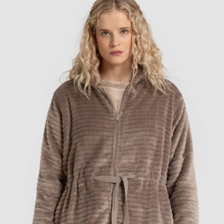 Bata terciopelo Raya lisa