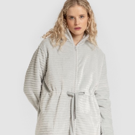 Bata terciopelo Raya lisa